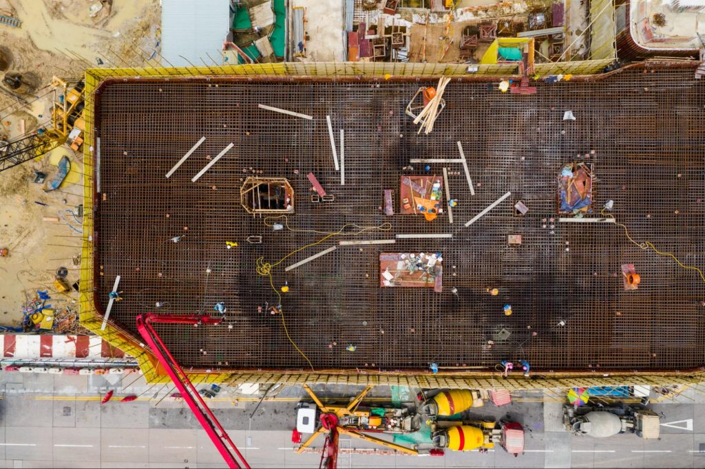 Overhead view of a construction site. 